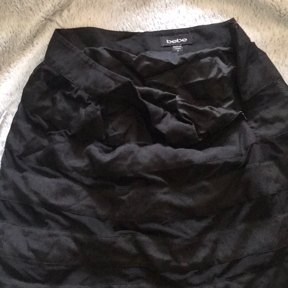 BEBE BLACK PARTY SKIRT